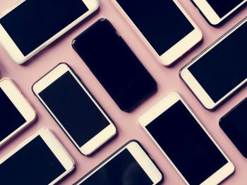 Smartphone device isolated on background nidnoiit, nidnoiit.com, นิดหน่อยไอที, นิดหน่อย ไอที, ร้านนิดหน่อย, ขาย, จำนำ, ขายฝาก, มือสอง, สินค้ามือสอง, สินค้าไอที, โทรศัพท์มือถือ, Smartphone, iPhone, iPad, Tablet, Samsung, กล้องDSLR, กล้องmirrorless, โน๊ตบุ๊ค, Notebook, คอมพิวเตอร์, PC, ทีวี, TV, เครื่องเสียง, เกมPSP4, Nintendo, Gopro, iPadPro, IPhone4, IPhone5, IPhone5s, IPhone6, IPhone6s, IPhone7, IPhone8, IPhonex, IPhonexs, IPhonexsmax, IPhonexr, IPhone6plus, IPhone7plus, IPhone8plus, CANON, NIKON, LEICA, Fuji, SONY, OLYMPUS, PANASONIC, CASIO, Apple, Samsung, OPPO, Vivo, Huawei, Xiaomi Mi, Nokia, ASUS, LG, Wiko